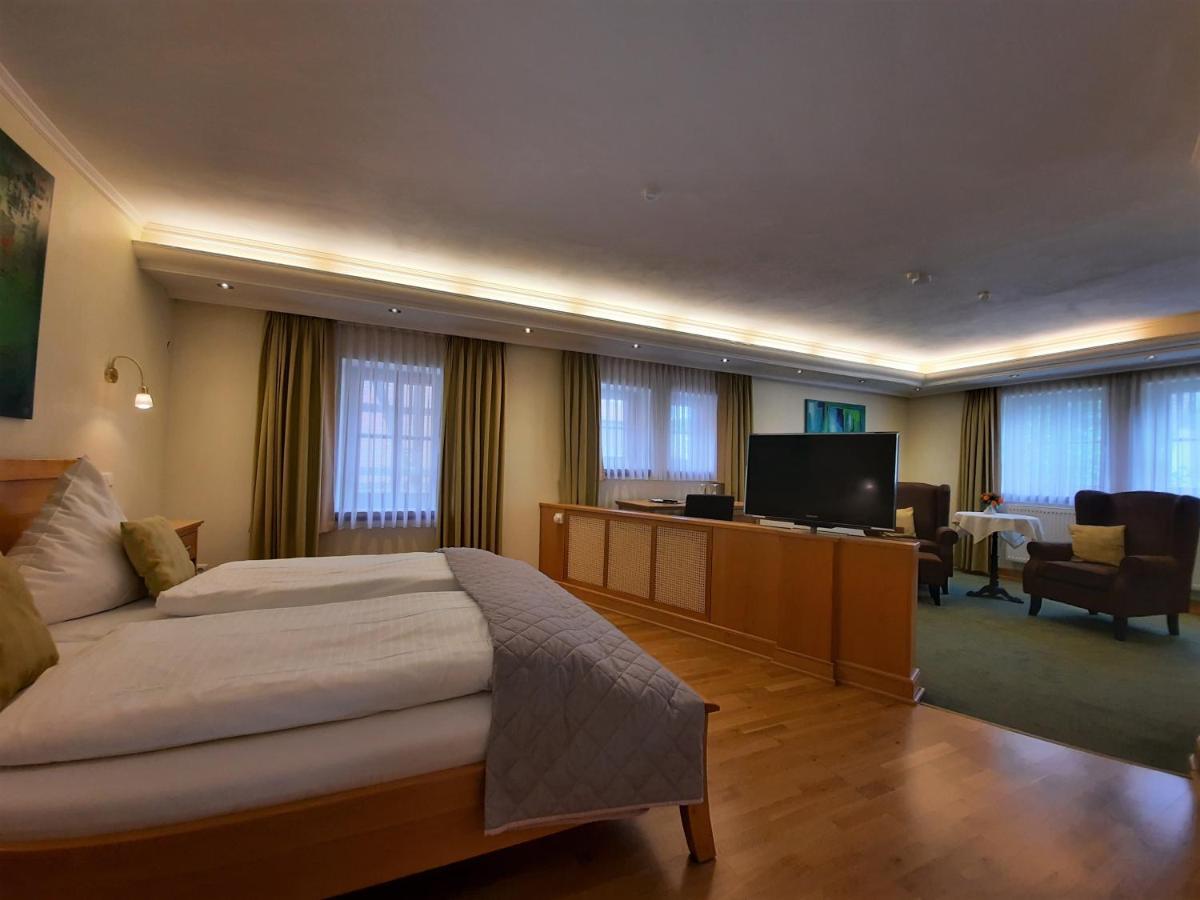Hotel Vier Spitzen Lauenforde Kültér fotó