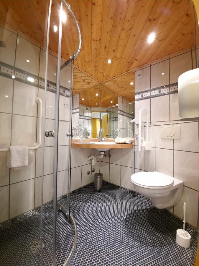 Hotel Vier Spitzen Lauenforde Kültér fotó
