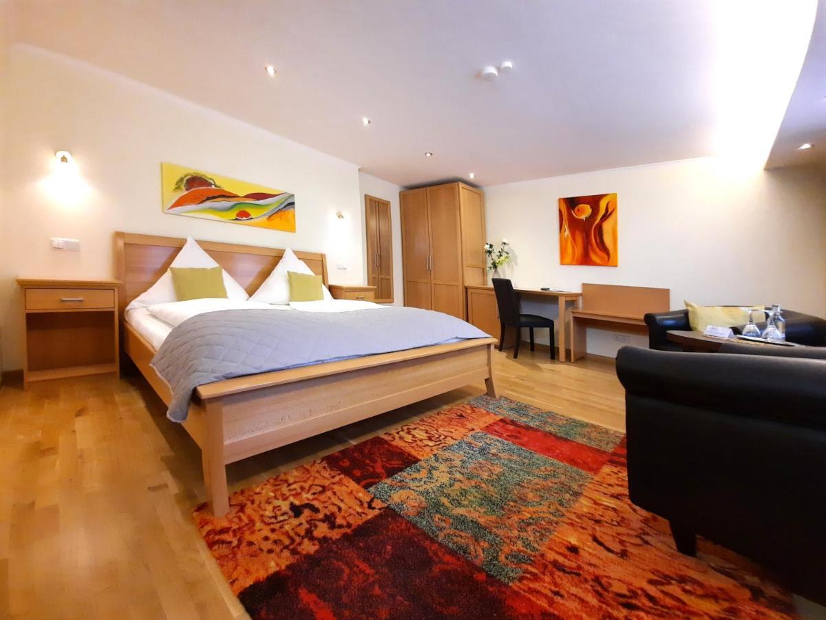Hotel Vier Spitzen Lauenforde Kültér fotó